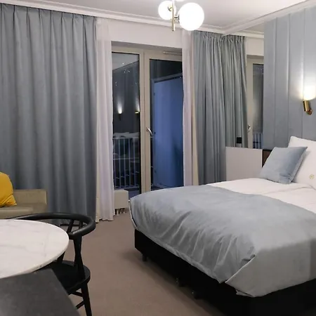 Blue Horizon Apartment
